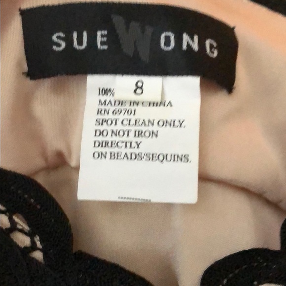 Dress - Picture 3 of 3